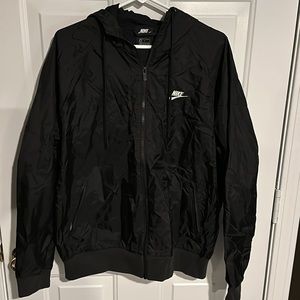 Men’s Large Nike Black Sportswear Windrunner Hooded Jacket